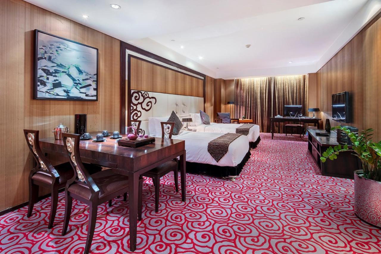 Christian'S Hotel Luoyang Luoyang  Luaran gambar